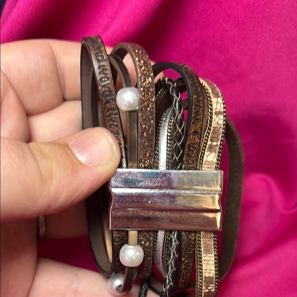 Tree of Life Leather Bracelet - Picture 2 of 4